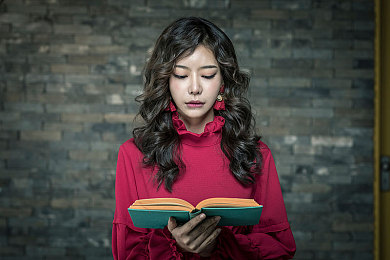龙令主第10章血红的瞳